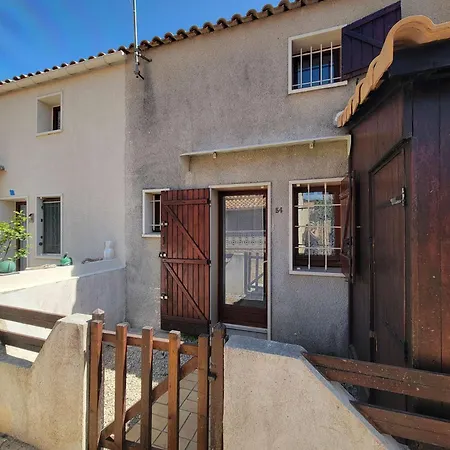 Villa Jolie Maison Dans Securisee Avec Piscine Commune , 4 Couchages , 400 M De La De Lrjp54 Portiragnes